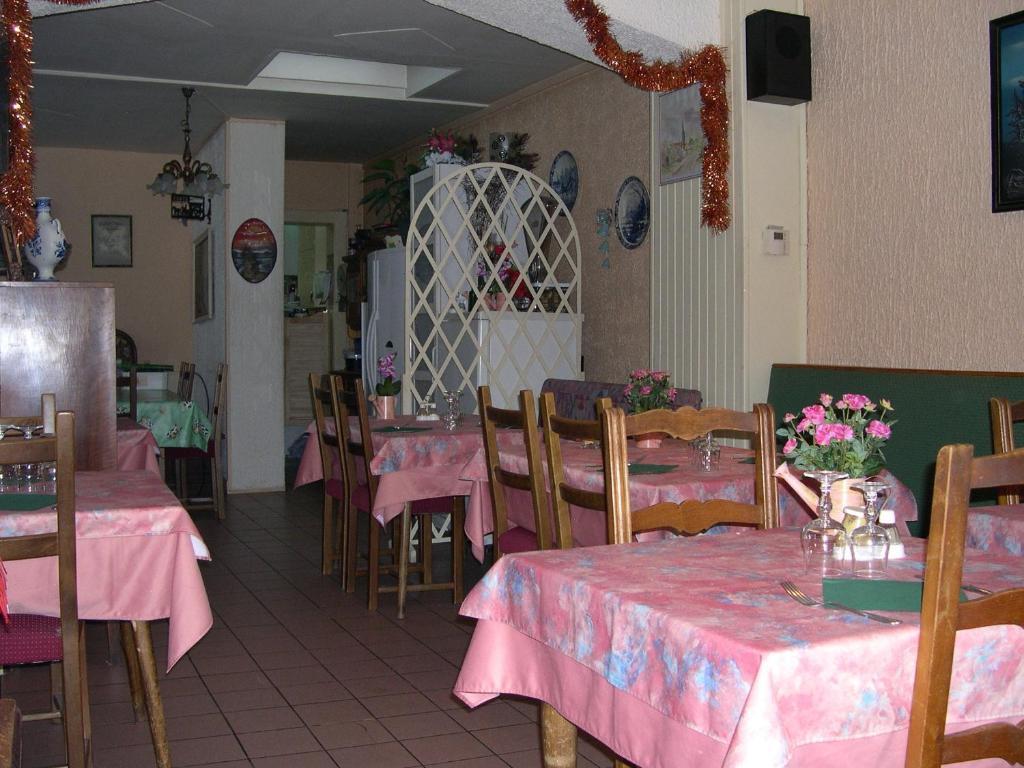 Hotel Restaurant De La Poste A 제라르메르 외부 사진